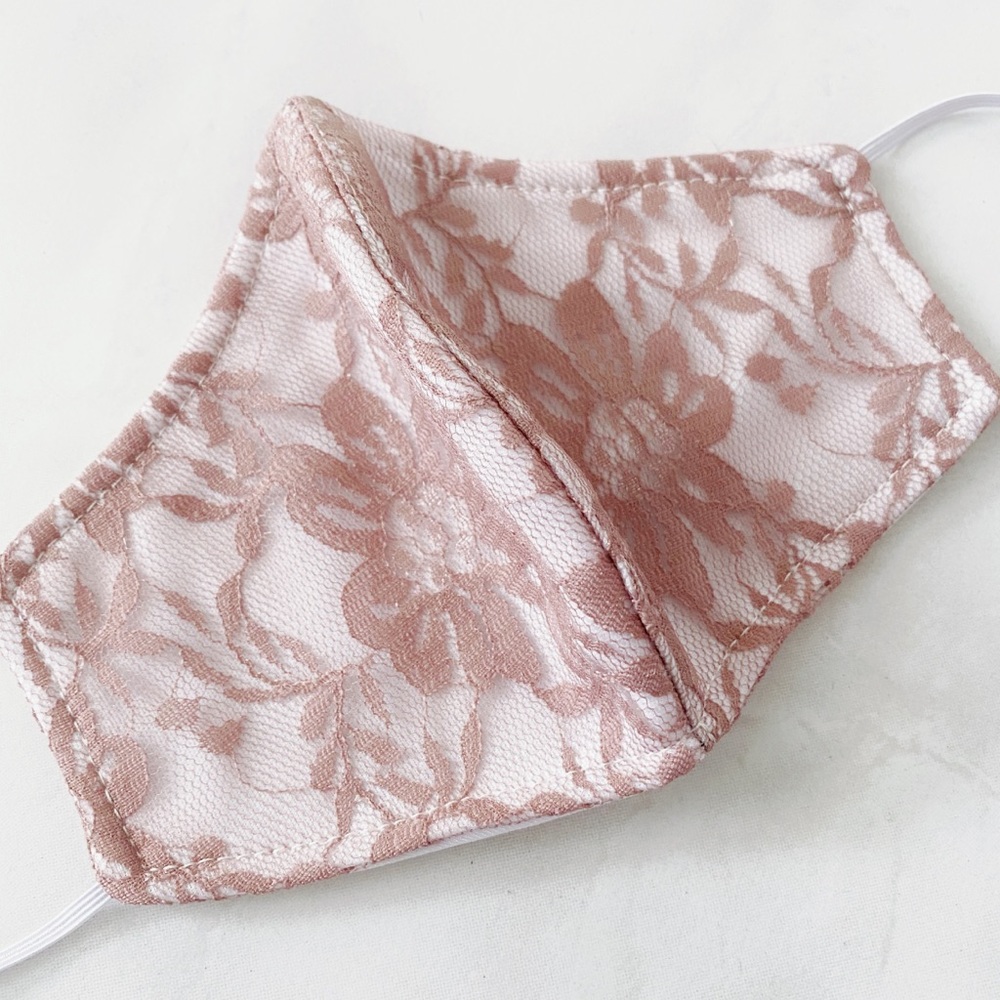 Lace facemask
